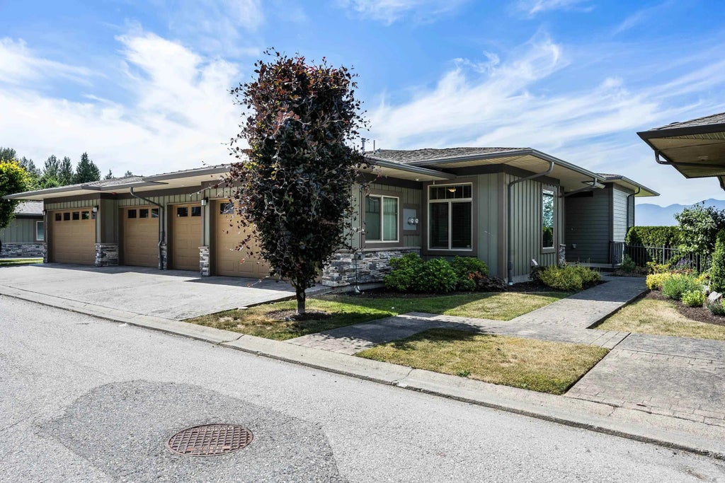 51096 Falls Court 111, Chilliwack