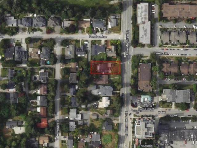 520 Blue Mountain Street, Coquitlam