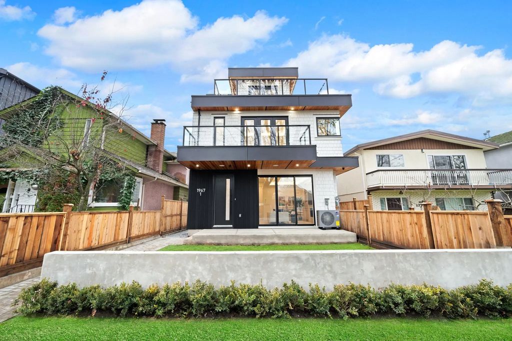 1967 E 13th Avenue 1, Vancouver
