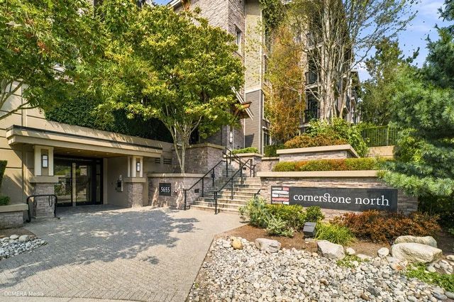 5655 210a Street 305, Langley