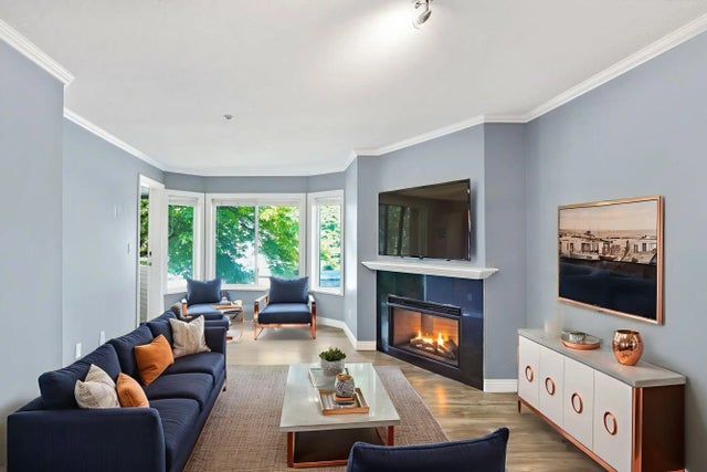 12110 80 Avenue 212, Surrey