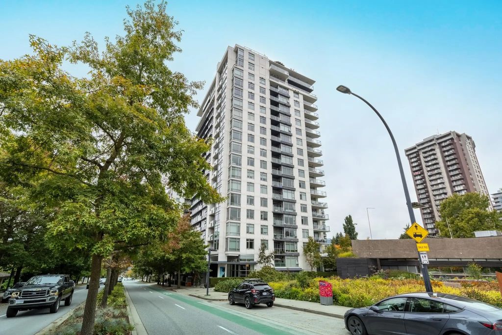 158 W 13th Street 408, North Vancouver