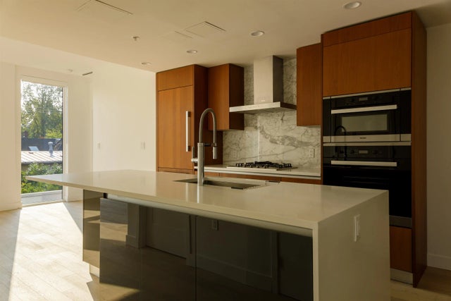 2888 Arbutus Street 402, Vancouver