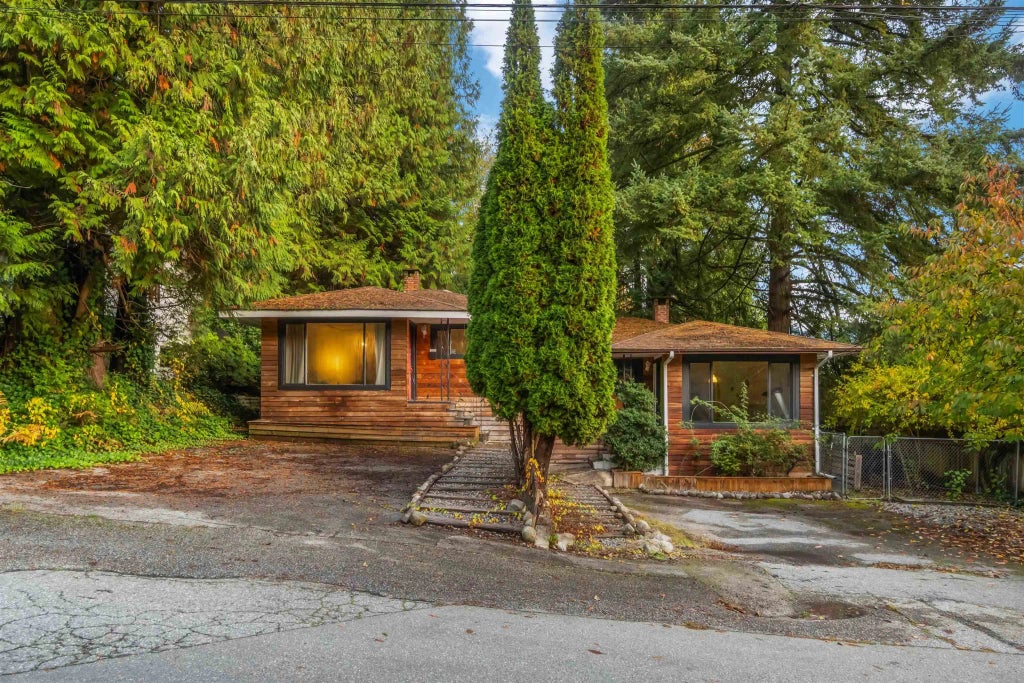 2028 Columbia Street, Port Moody