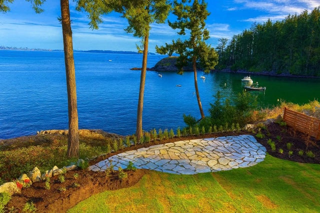 239 Shore Lane, Bowen Island