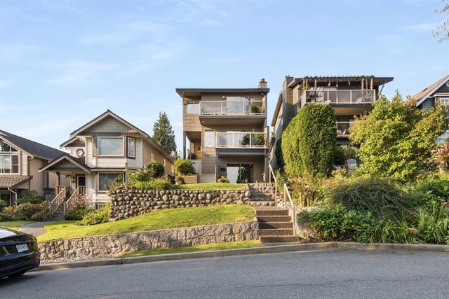 342 E 26th Street, North Vancouver