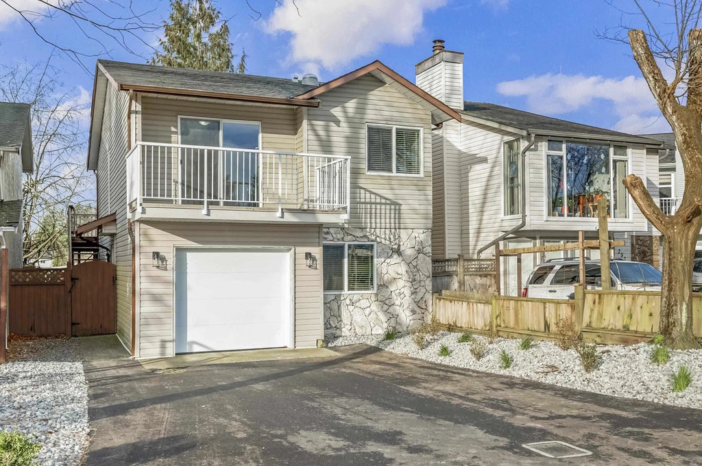 250 Davis Crescent, Langley