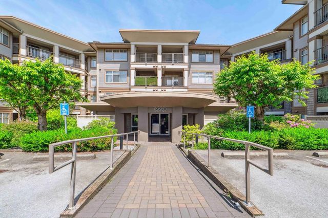 12238 224 Street 111, Maple Ridge