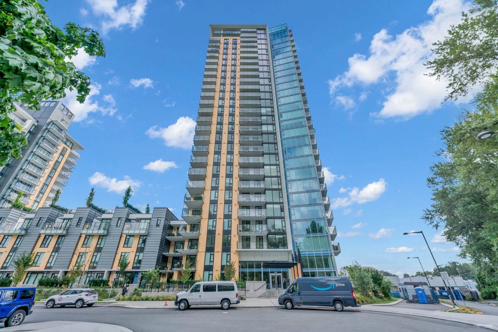 1401 Hunter Street 1906, North Vancouver