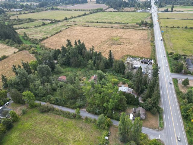 17690 12 Avenue, Surrey