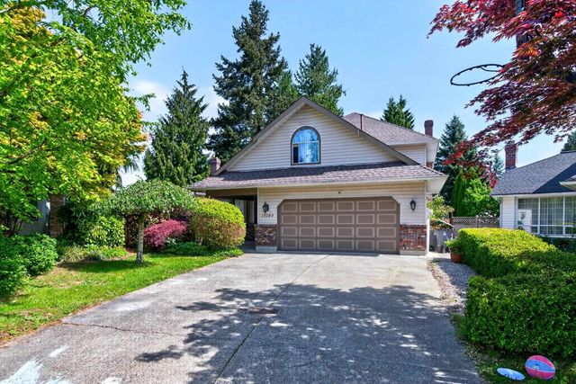15789 98a Avenue, Surrey