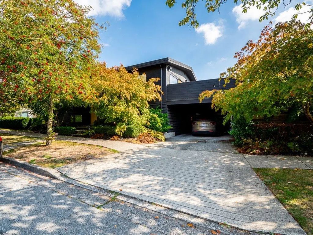 8330 Adera Street, Vancouver