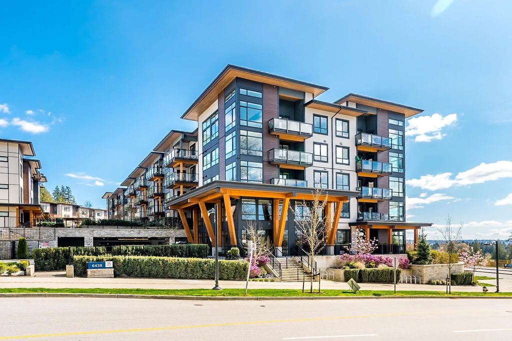 6438 Byrnepark Drive 416, Burnaby