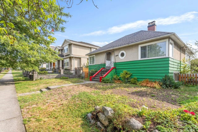 5670 Columbia Street, Vancouver