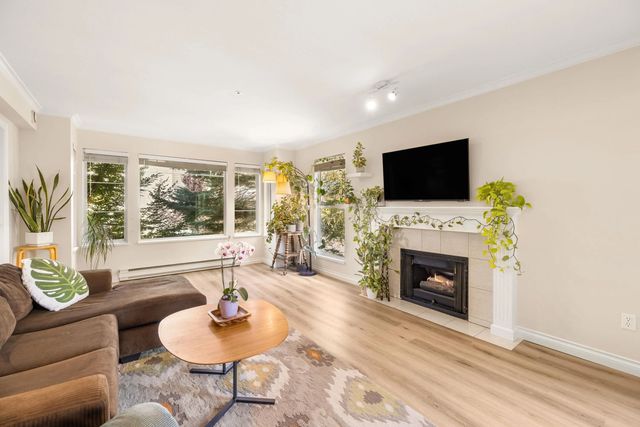 20350 54 Avenue 204, Langley