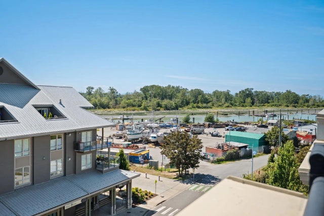 6077 London Road 303, Richmond