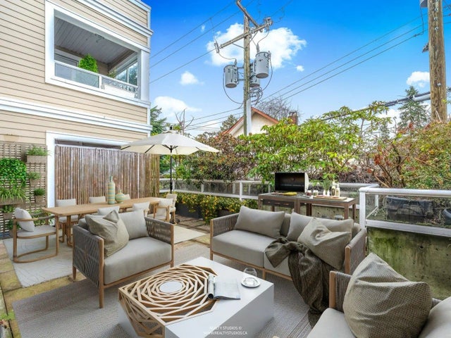 1990 Dunbar Street 207, Vancouver