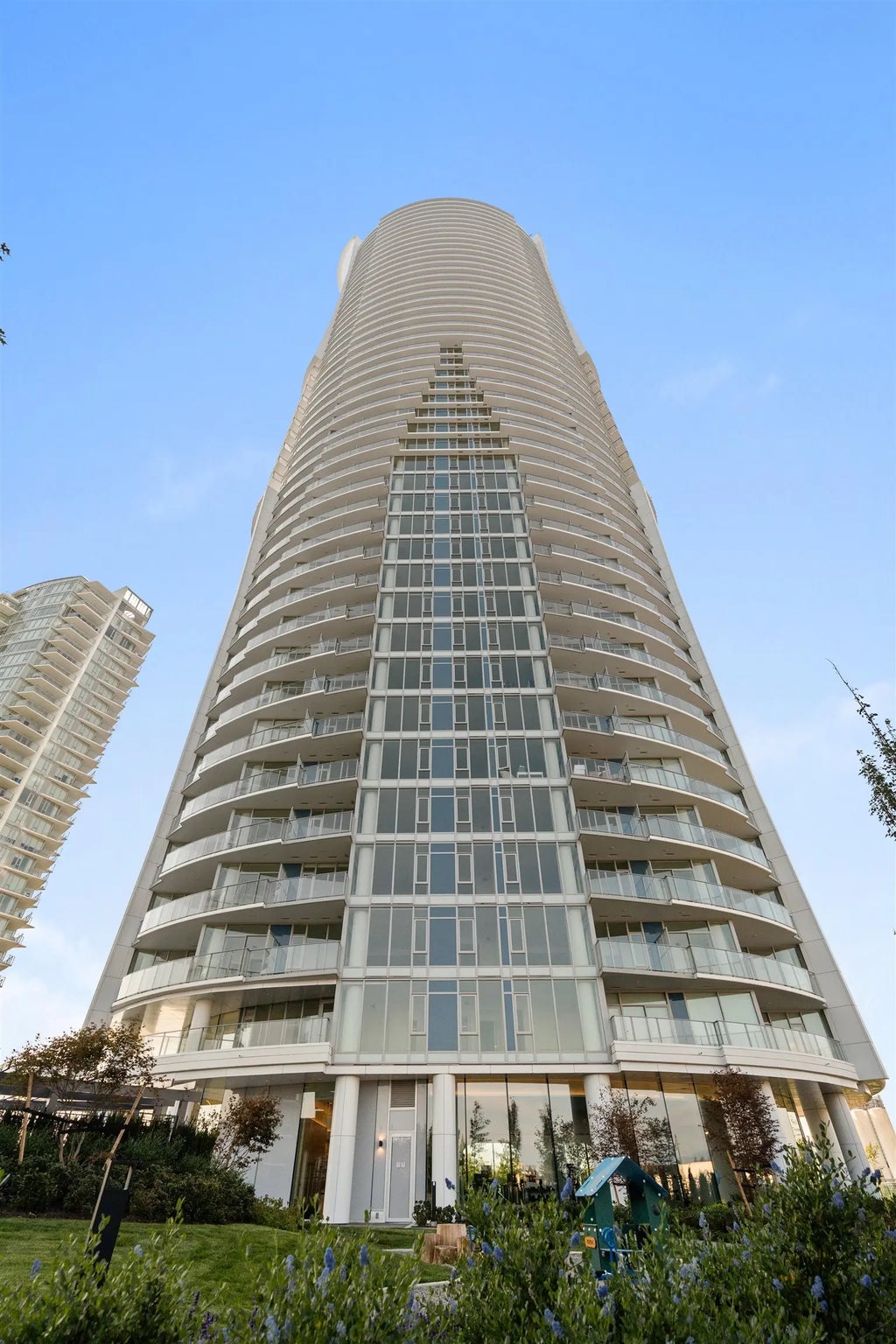 7728 Park Crescent 802, Burnaby