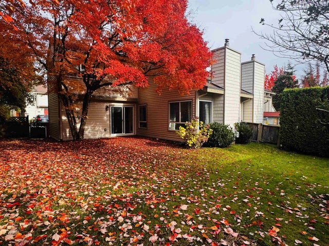 6211 W Greenside Drive, Surrey