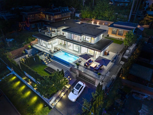 3980 Norwood Avenue, North Vancouver
