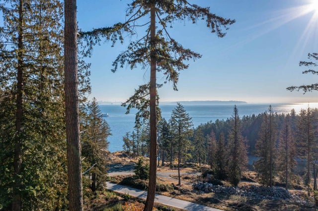 814 Mcintosh Lane, Bowen Island