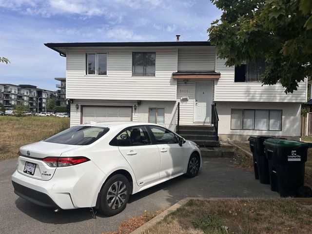 20081 53 Avenue, Langley
