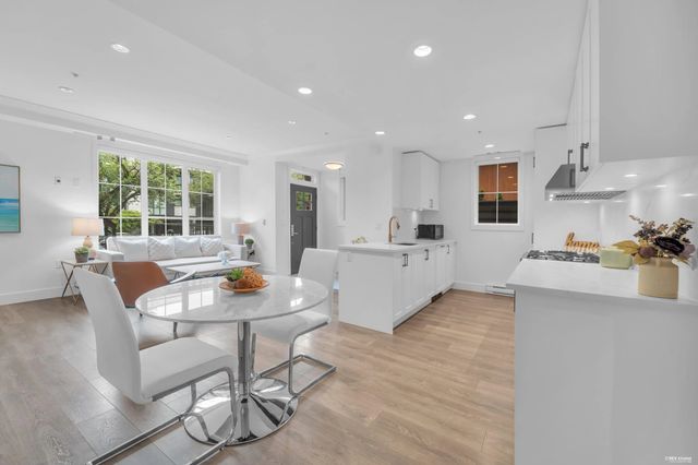 469 W 63rd Avenue, Vancouver
