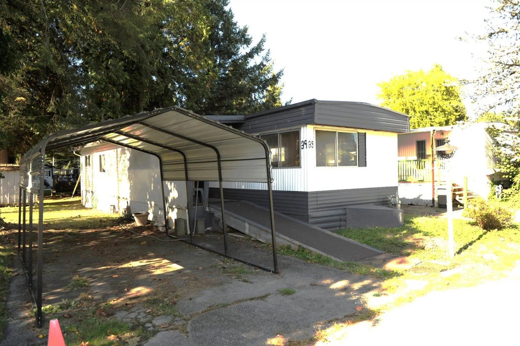 21163 Lougheed Highway 39, Maple Ridge