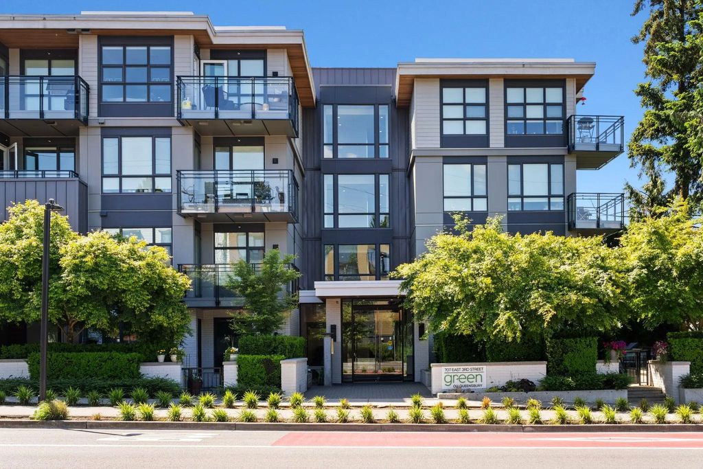 707 E 3 Street, North Vancouver