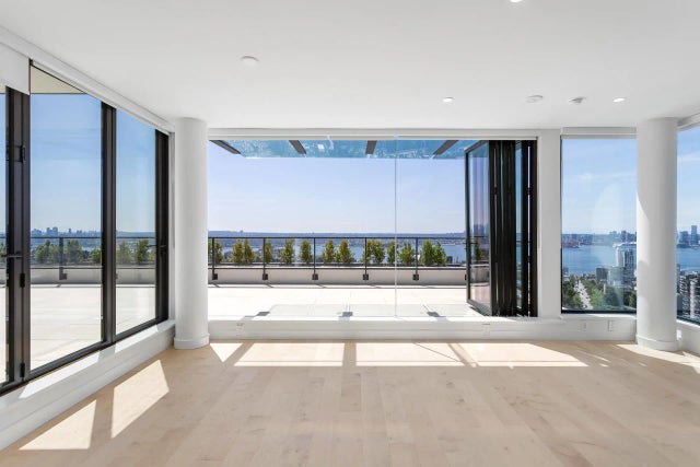 135 E 13th Street 1602, North Vancouver