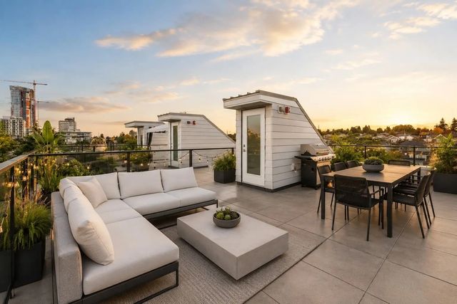 138 W Woodstock Avenue, Vancouver