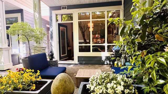 15161 Prospect Avenue 3, White Rock