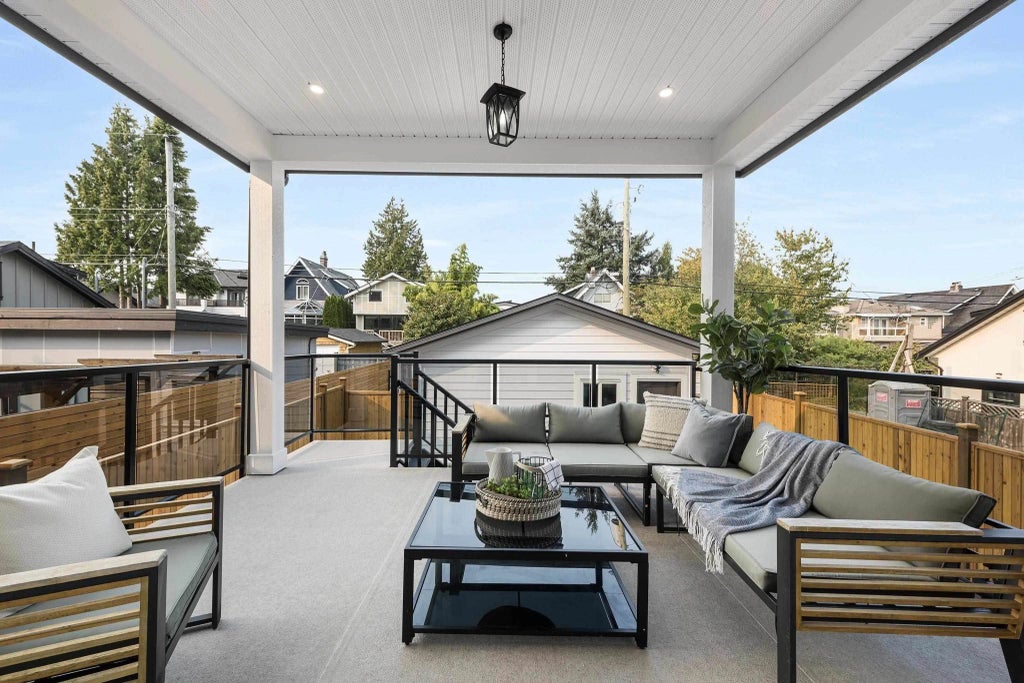 2743 Mcgill Street, Vancouver