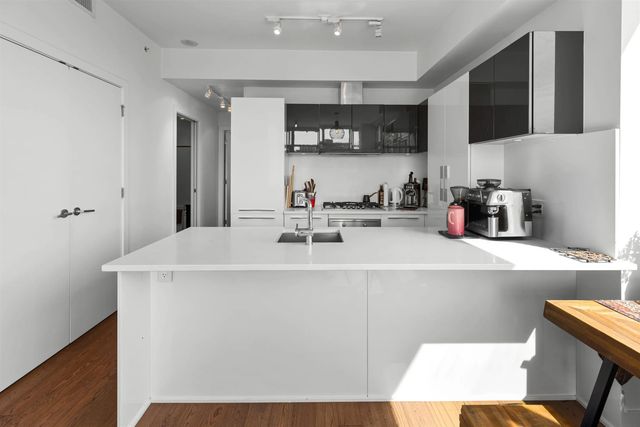 108 E 1st Avenue 1001, Vancouver