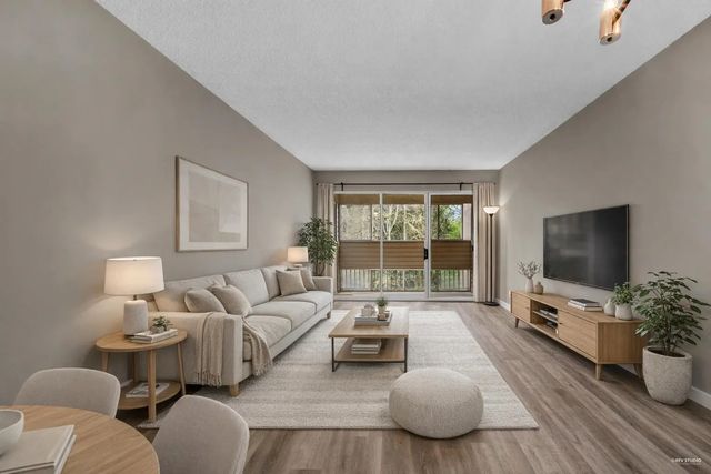 8291 Park Road 307, Richmond