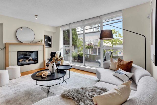 1530 W 8th Avenue 202, Vancouver