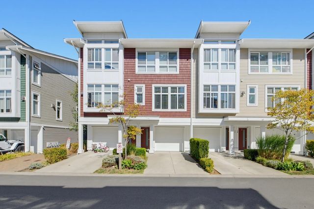 24108 104 Avenue 72, Maple Ridge