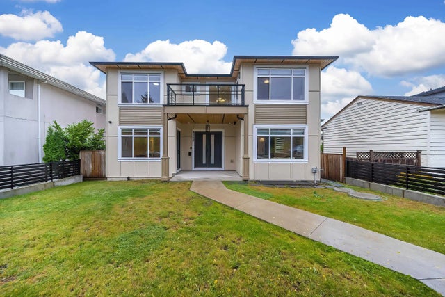 8563 11th Avenue, Burnaby