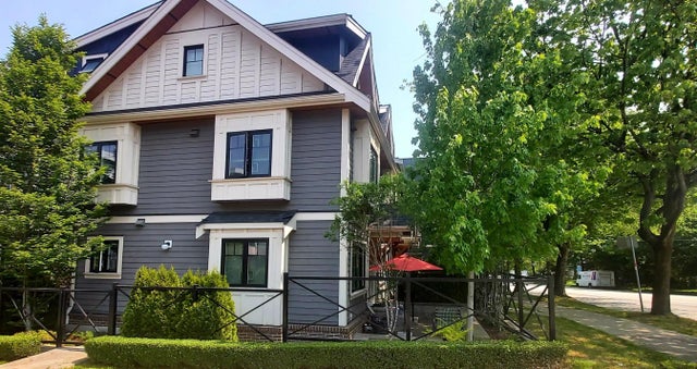 901 E Broadway Street, Vancouver