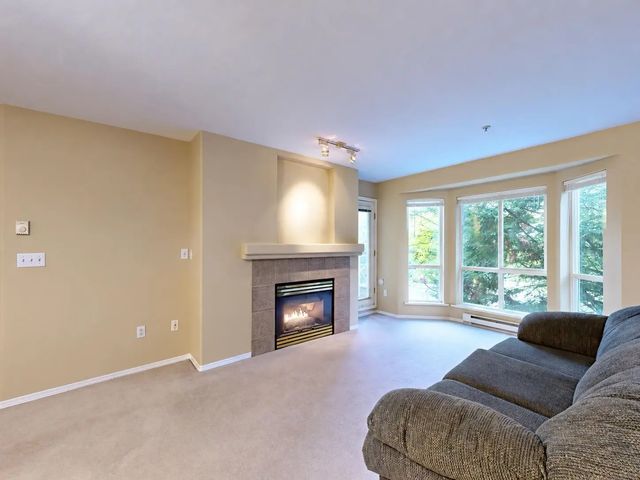 9979 140th Street 316, Surrey