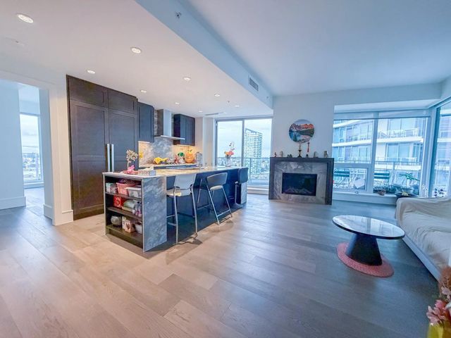 1500 Martin Street 1503, White Rock