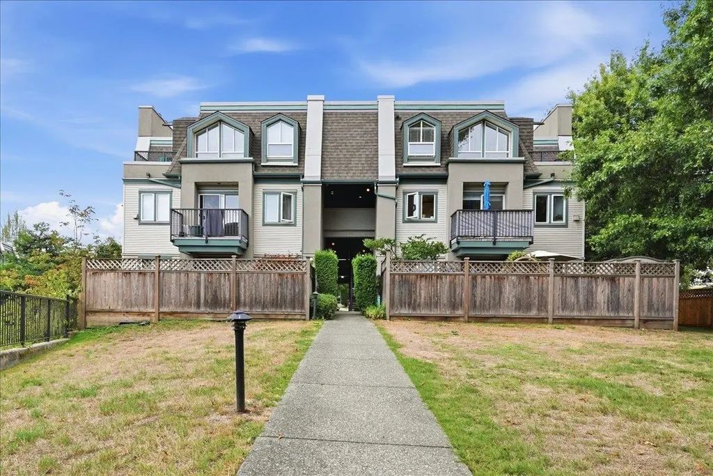217 Begin Street 118, Coquitlam