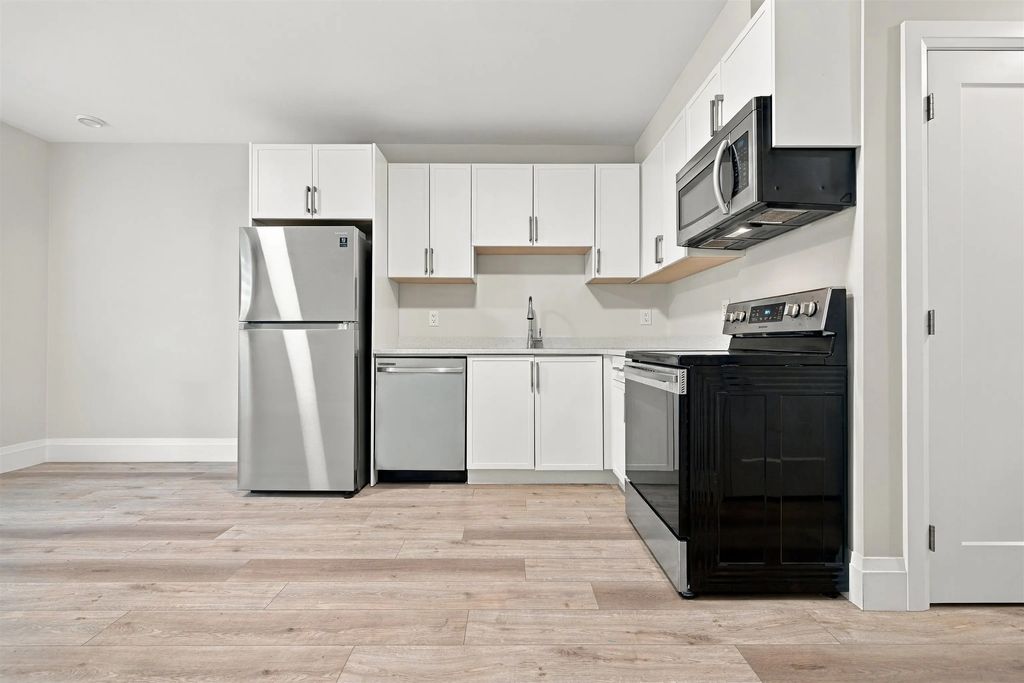 16539 8th Avenue, Surrey
