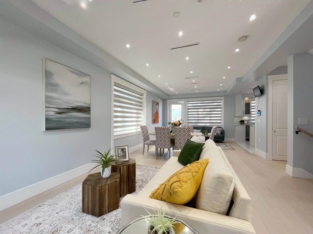 3275 E 20th Avenue, Vancouver