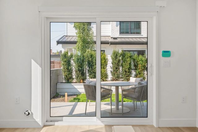 2333 E 54th Avenue Sl 2, Vancouver