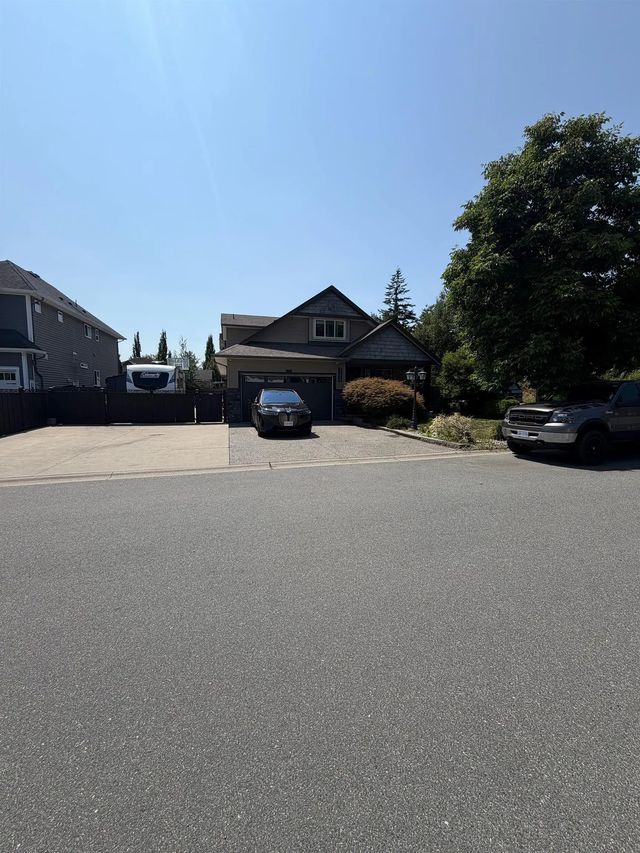 27858 Ledunne Avenue, Abbotsford