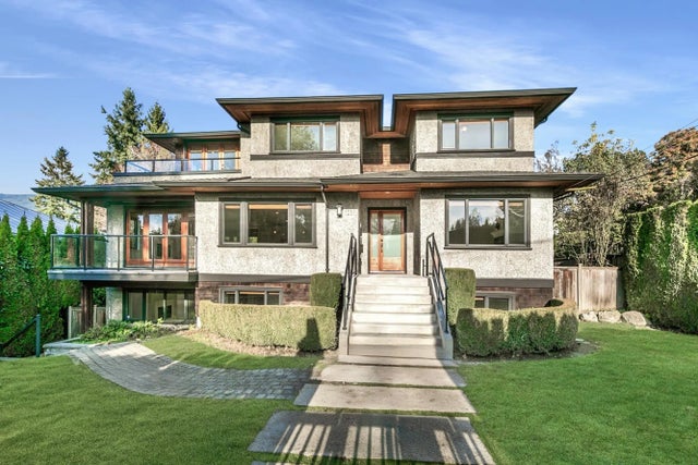 1031 Inglewood Avenue, West Vancouver