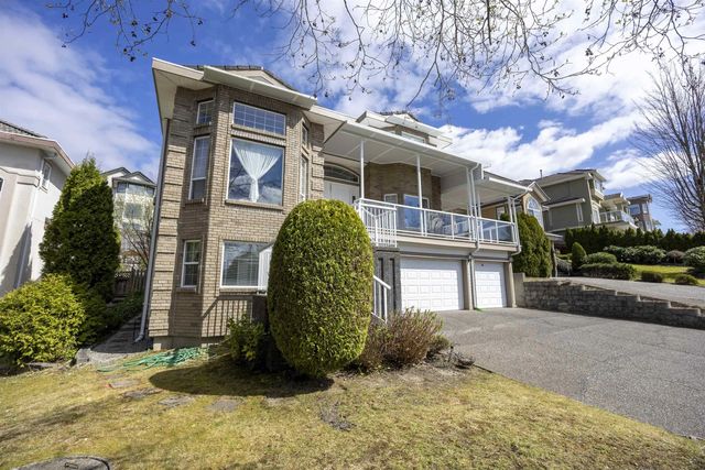 2551 Sapphire Place, Coquitlam