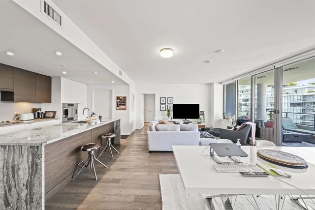 1678 Pullman Porter Street 904, Vancouver