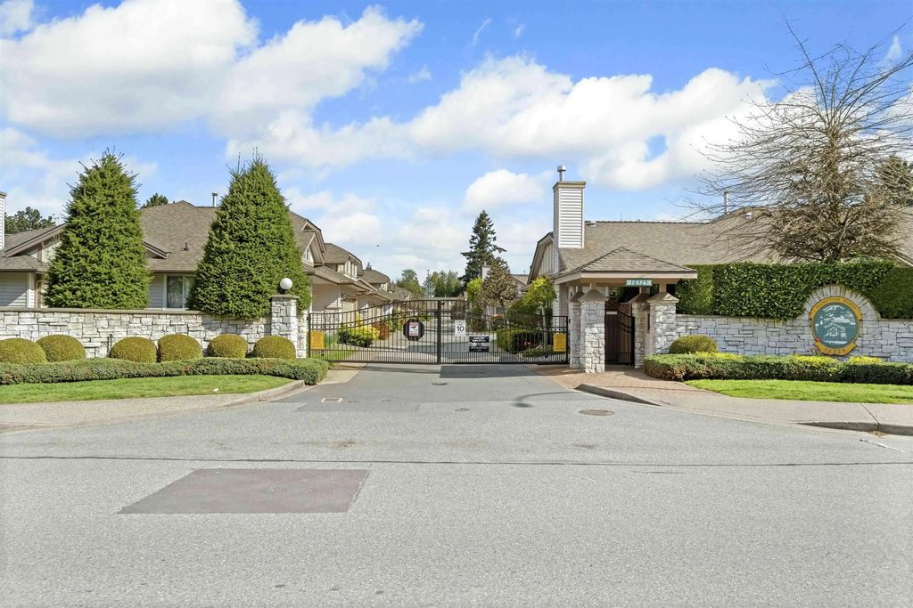 16325 82 Avenue 50, Surrey